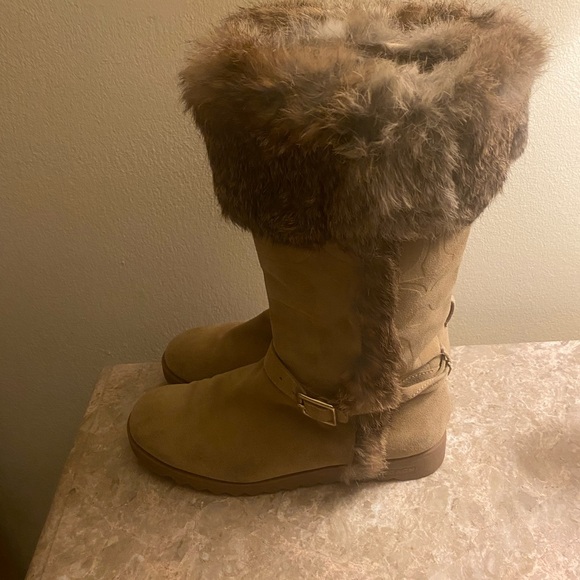 Gorgeous real fur vintage coach boots. - Picture 5 of 7